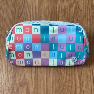 ❤️ Lululemon Checkered Moment Mini Multi/Vapor Everywhere Belt Bag NWT